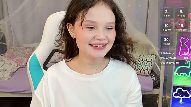 دردشة EmilyChaves الجنسية المباشرة