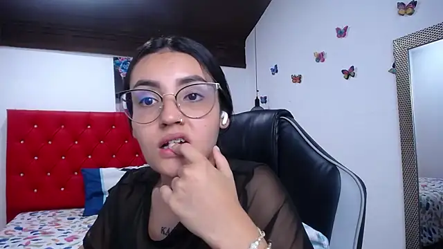 kathe-mills235's Live XXX Chat