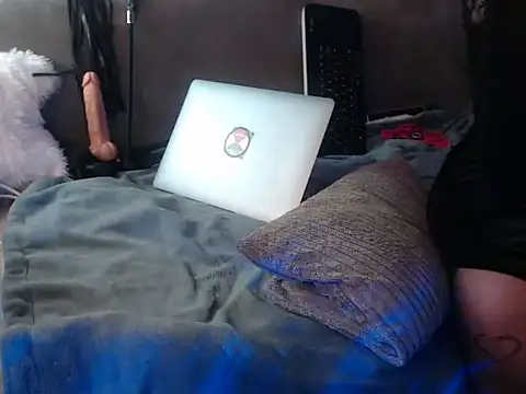 Chat XXX en directo de GoddessMonicaAngels