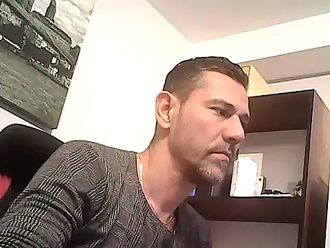 mastercharisma35's Webcam Show