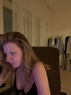 MaryHiggins' Live XXX Chat