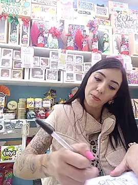 LunaZambrano's Live XXX Chat