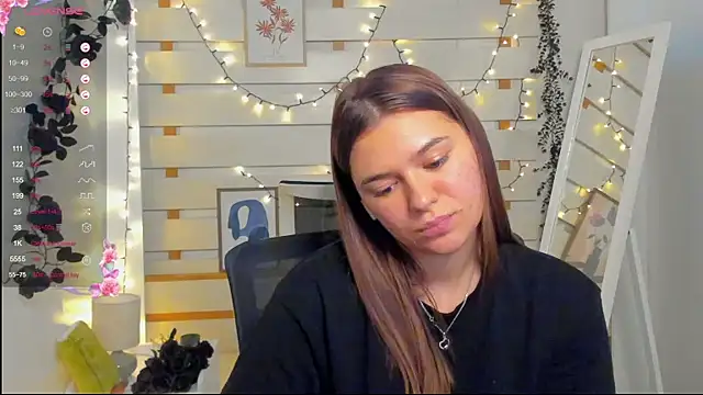 Josephine_Kiss élő XXX-chatje