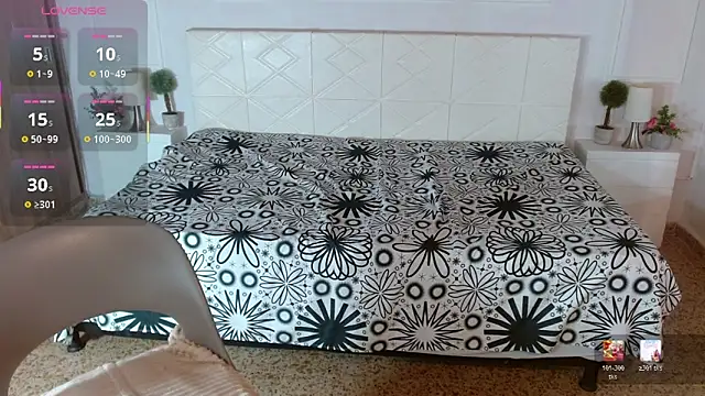 BellaSky4's Webcam Show