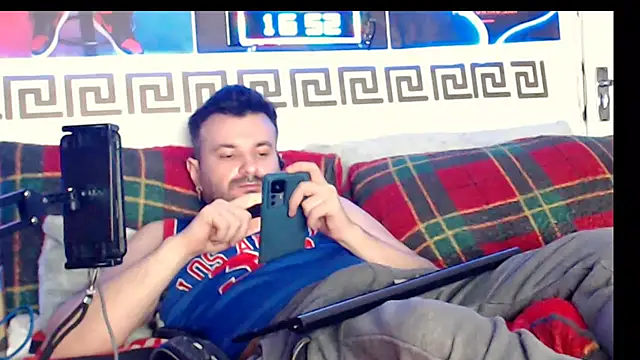 florintanus69 élő XXX-chatje