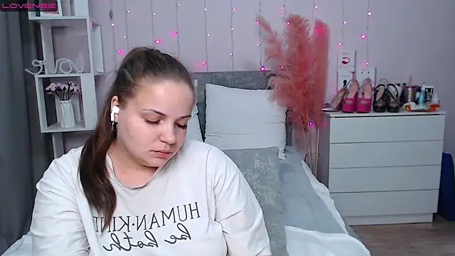 Crazyy_girl_'s Live XXX Chat