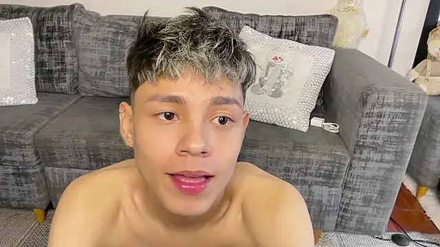 Andy_Belier23's Webcam Show