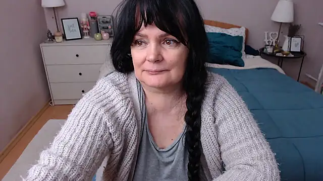 LeveMe2Nightt: онлайн-секс-чат