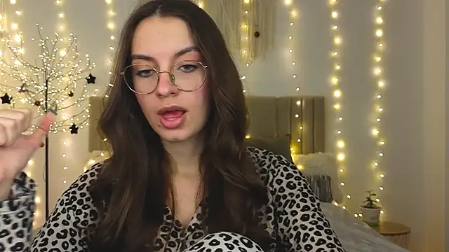 Онлайн чат XXX Real_cutie1