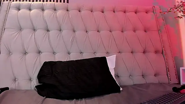 GysellHanson Adlı Modelin Canlı XXX Sohbeti