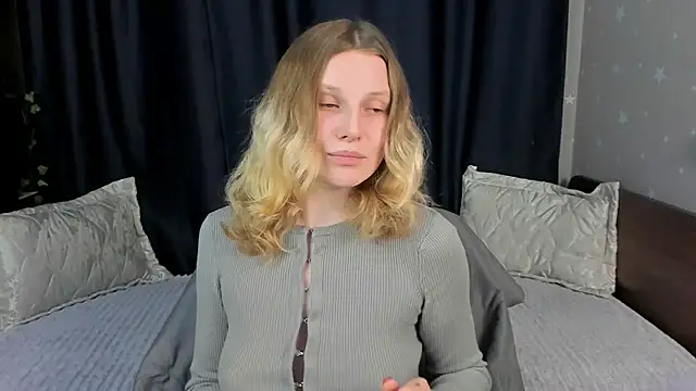 Chatroom XXX en direct de _Velvet_peach_