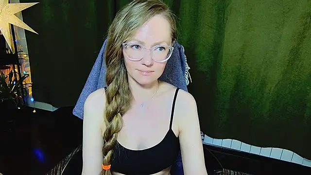 G0LDI's Live XXX Chat