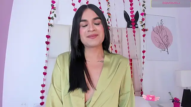 Silvanna-Casstro Live XXX-chat