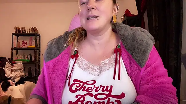 kisicaxx's Live XXX Chat