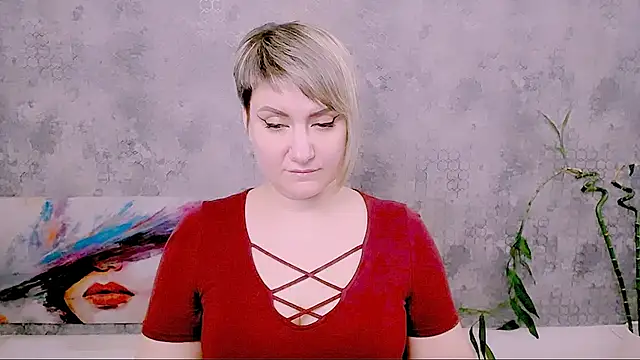 Djullia Chat XXX live