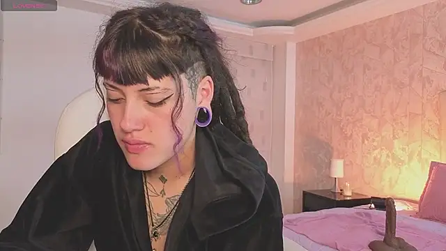 _sharlotte777 Chat XXX live