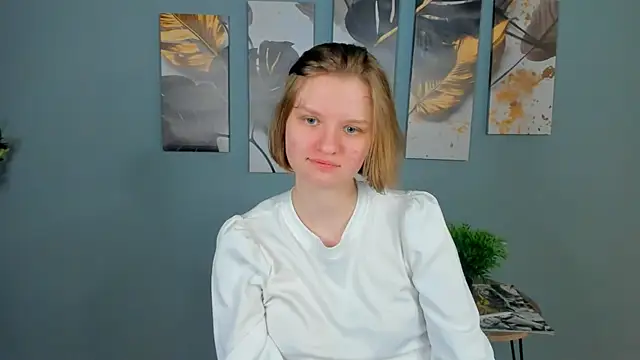 LilianSwall Chat XXX live