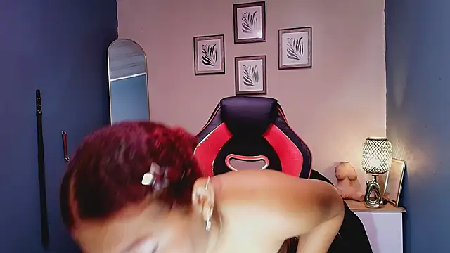 Živý XXX chat JadaRoberts