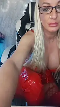 Luiza_Hammer Live XXX-Chat