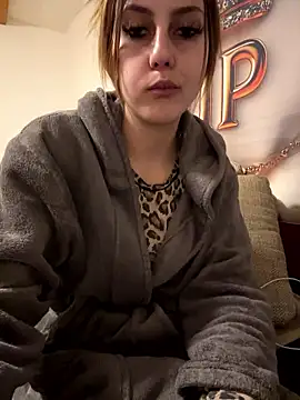 Luna1114 Chat XXX live