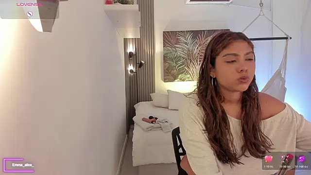 Chatroom XXX en direct de emma_alice_