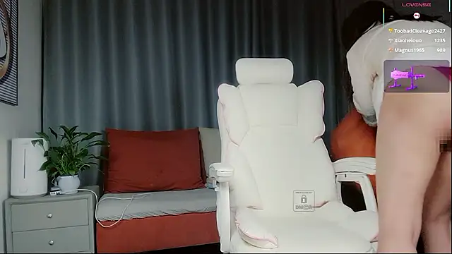 Youth3_ Adlı Modelin Canlı XXX Sohbeti