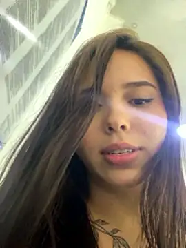 LunaCandy_'s Live XXX Chat