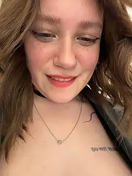 Онлайн чат XXX lucy-joy