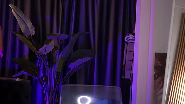 NaughtyChloe élő XXX-chatje