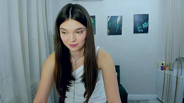 DivineAmour's Live XXX Chat