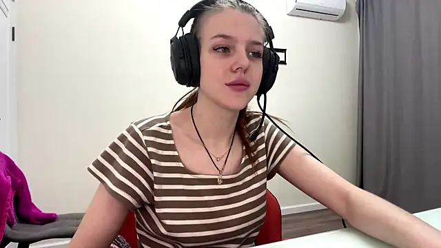 Elira_Breeze Live XXX-Chat