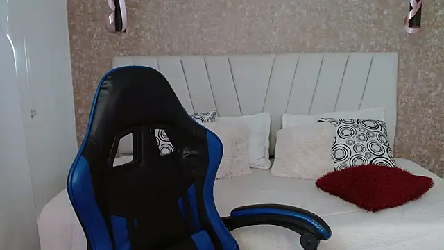 AliceSmity_ Chat XXX live