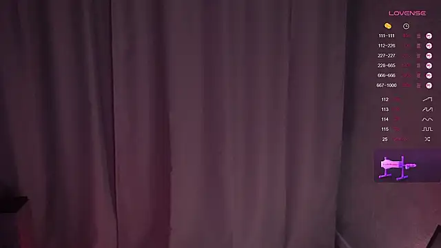 LipDipTalk Live XXX-Chat