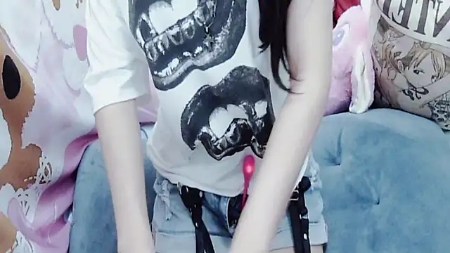 Alice-Hot88 Adlı Modelin Canlı XXX Sohbeti