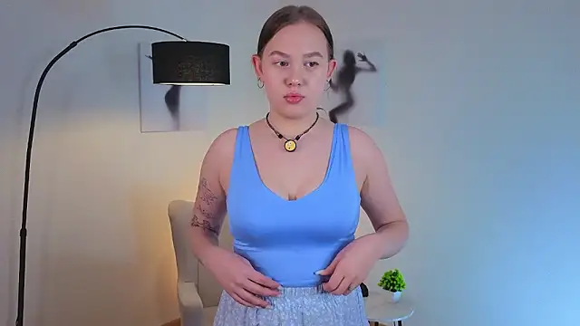 RosenaMato Chat XXX live