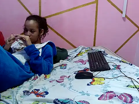 Онлайн чат XXX michell_hot29