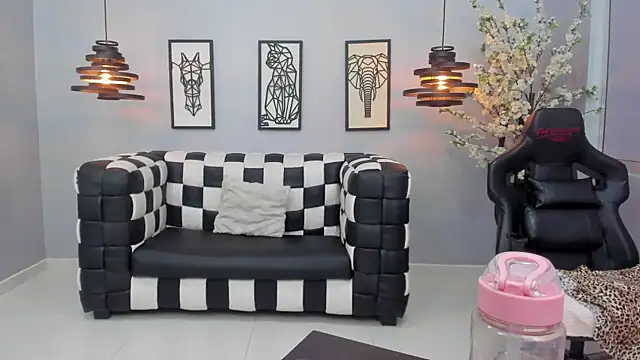 Chatroom XXX en direct de VickyMaturee