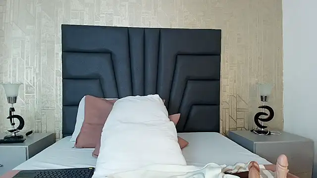 Isabella_Harley Chat XXX live