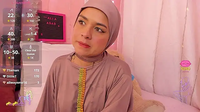 AliaAsad élő XXX-chatje