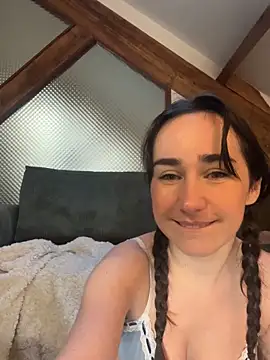 Chat +18 de spicymini ao vivo