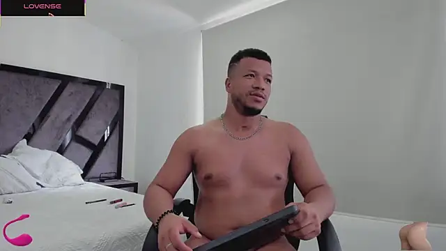 AnnieAndStefan: απευθείας συνομιλία ΧΧΧ