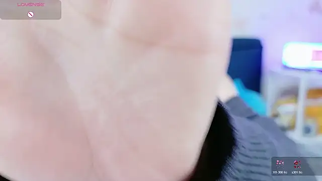 _Iroha_99's Live XXX Chat