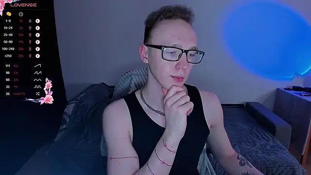 Alex_silent's Webcam Show