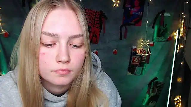 MademoiselleCl's Live XXX Chat