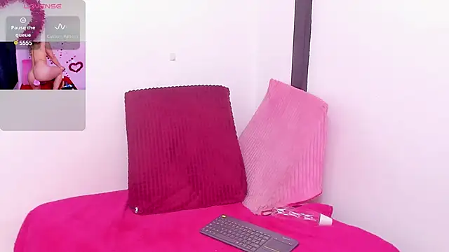 Giia39's Live XXX Chat