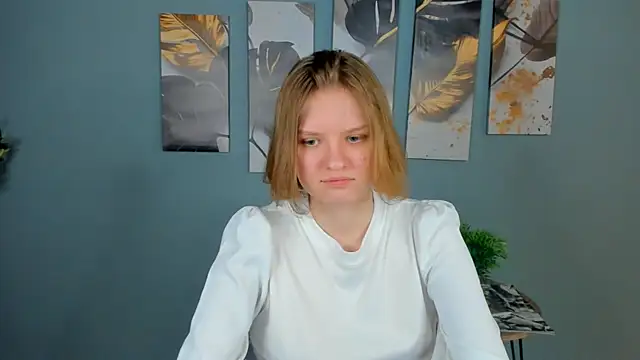 LilianSwall élő XXX-chatje