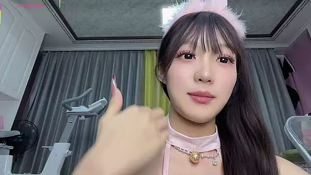 Yaya--728 Live XXX-Chat