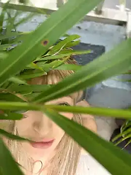 SweetieSinXXX Adlı Modelin Canlı XXX Sohbeti