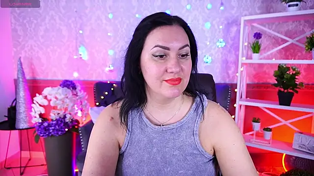 VelvetLuck – webcam-show