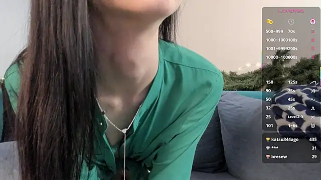 ChiaClonts' Live XXX Chat